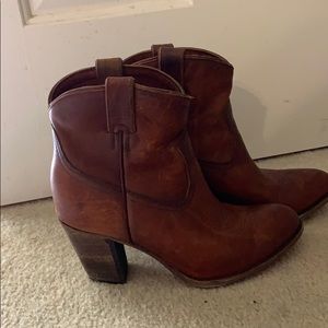 Ilana Frye boots